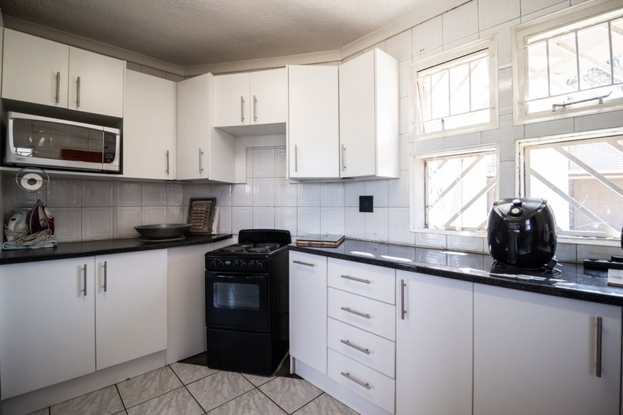 3 Bedroom Property for Sale in Beyers Park Gauteng