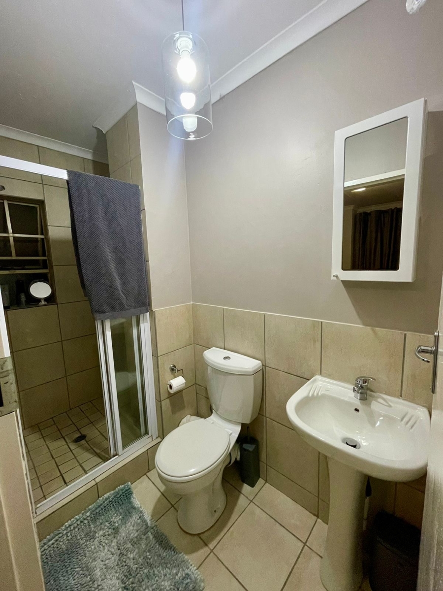 3 Bedroom Property for Sale in Oukraal Estate Gauteng