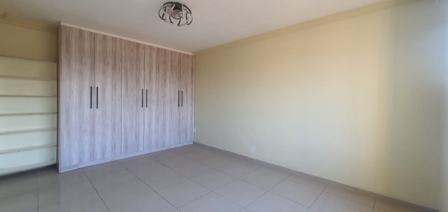 2 Bedroom Property for Sale in Lambton Gauteng