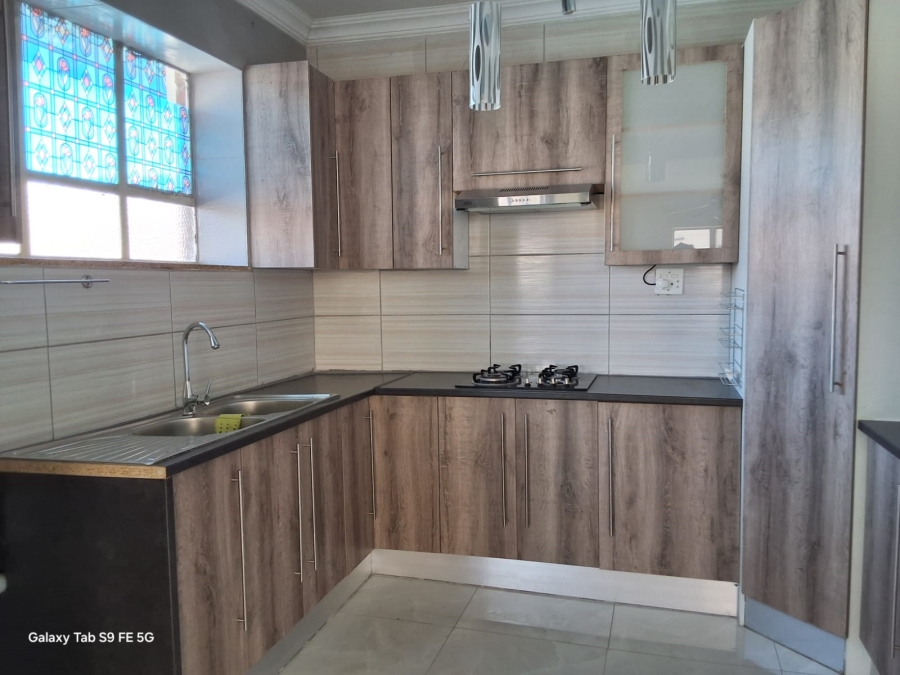 2 Bedroom Property for Sale in Lambton Gauteng