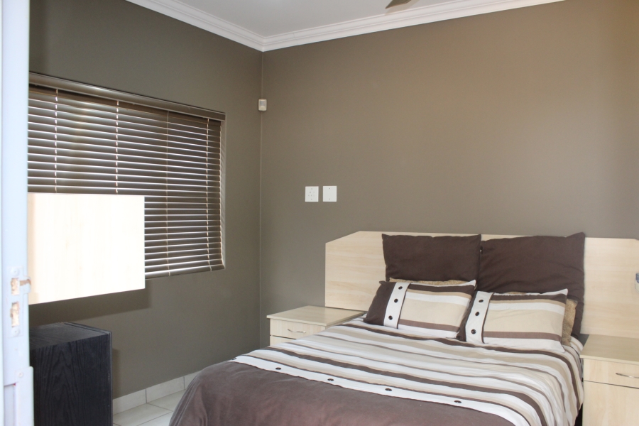 4 Bedroom Property for Sale in Lochvaal Gauteng