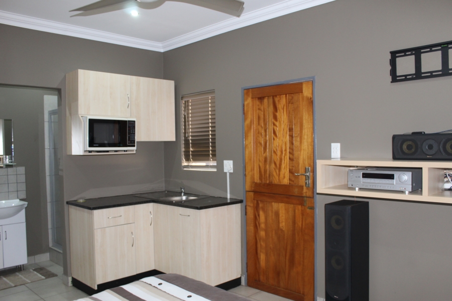 4 Bedroom Property for Sale in Lochvaal Gauteng