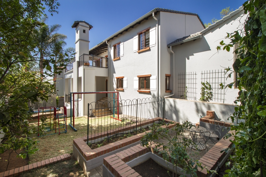 5 Bedroom Property for Sale in Rietvalleirand Gauteng