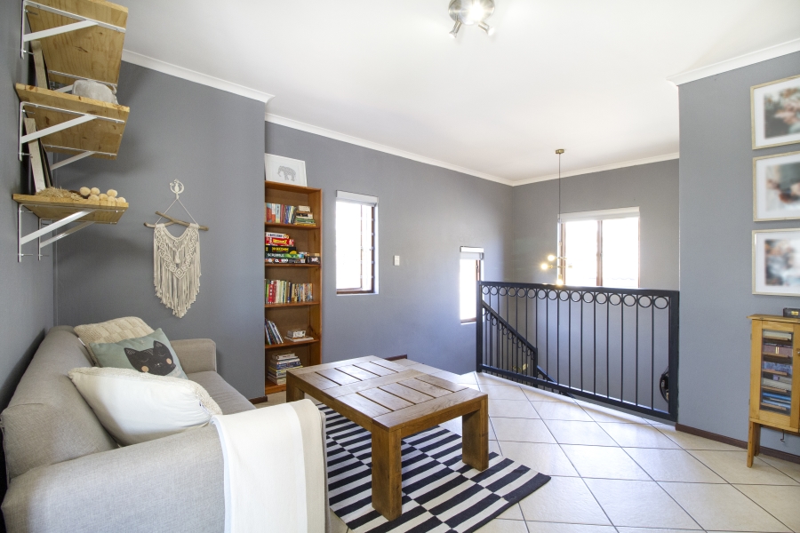 5 Bedroom Property for Sale in Rietvalleirand Gauteng