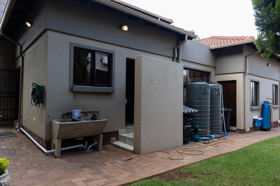 3 Bedroom Property for Sale in Silver Lakes Gauteng