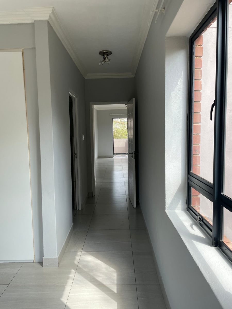 To Let 2 Bedroom Property for Rent in North Riding Gauteng