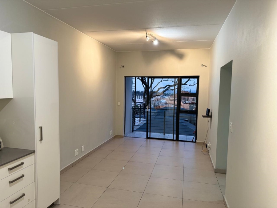 To Let 2 Bedroom Property for Rent in North Riding Gauteng