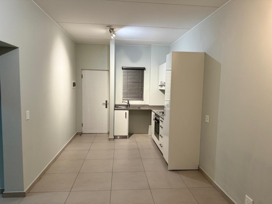 To Let 2 Bedroom Property for Rent in North Riding Gauteng