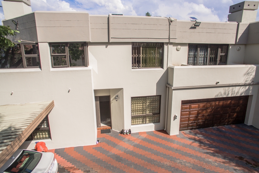 5 Bedroom Property for Sale in Houghton Estate Gauteng