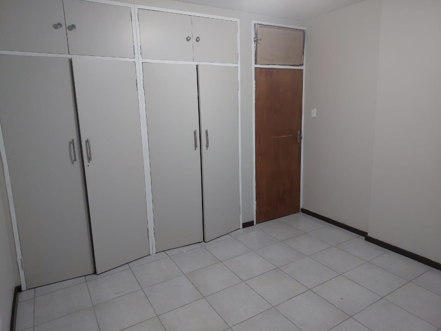 1 Bedroom Property for Sale in Muckleneuk Gauteng