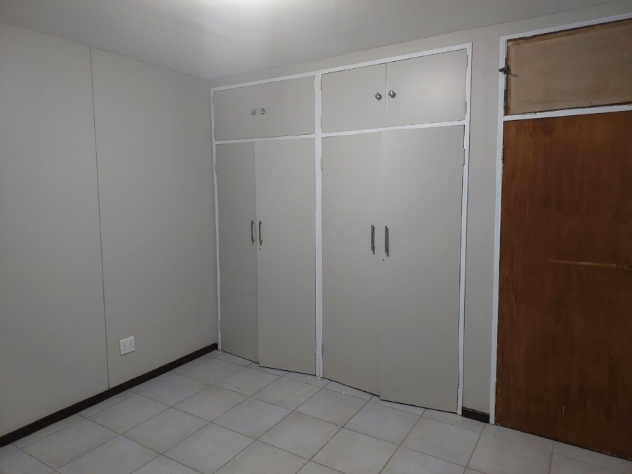 1 Bedroom Property for Sale in Muckleneuk Gauteng