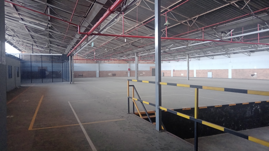 To Let commercial Property for Rent in Benrose Gauteng