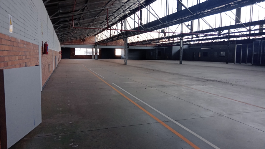 To Let commercial Property for Rent in Benrose Gauteng