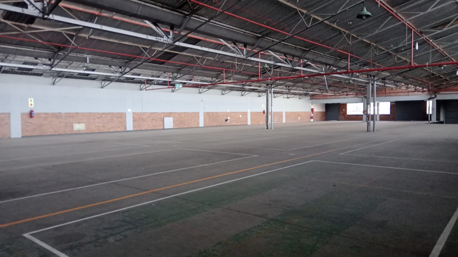 To Let commercial Property for Rent in Benrose Gauteng