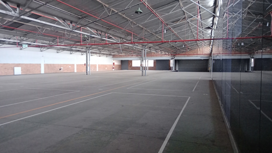 To Let commercial Property for Rent in Benrose Gauteng