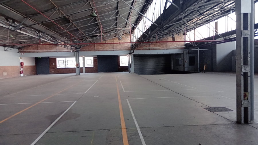 To Let commercial Property for Rent in Benrose Gauteng