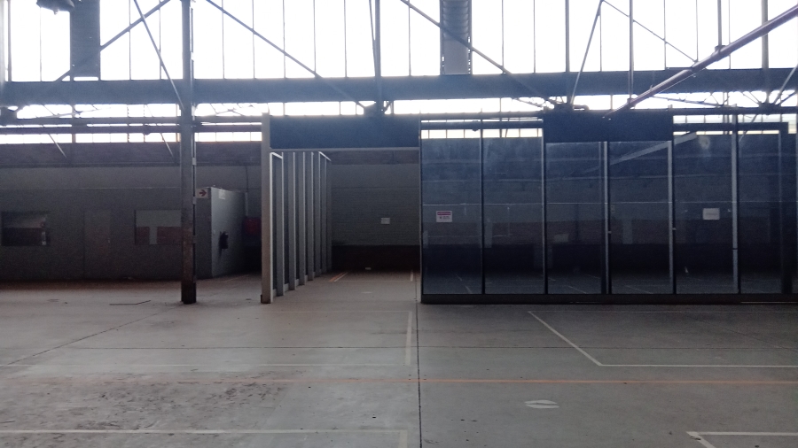 To Let commercial Property for Rent in Benrose Gauteng