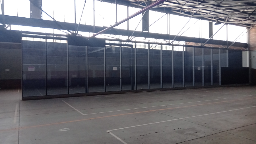 To Let commercial Property for Rent in Benrose Gauteng