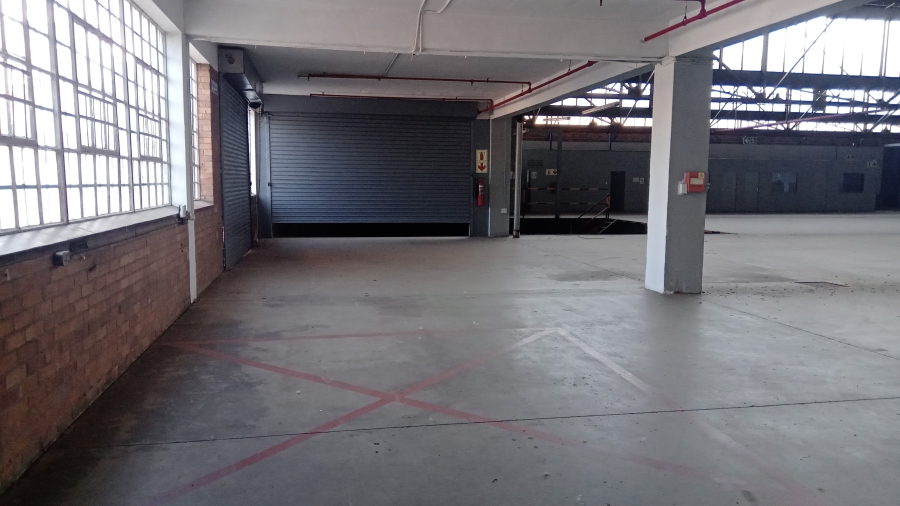 To Let commercial Property for Rent in Benrose Gauteng