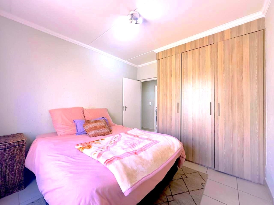 2 Bedroom Property for Sale in Fourways Gauteng