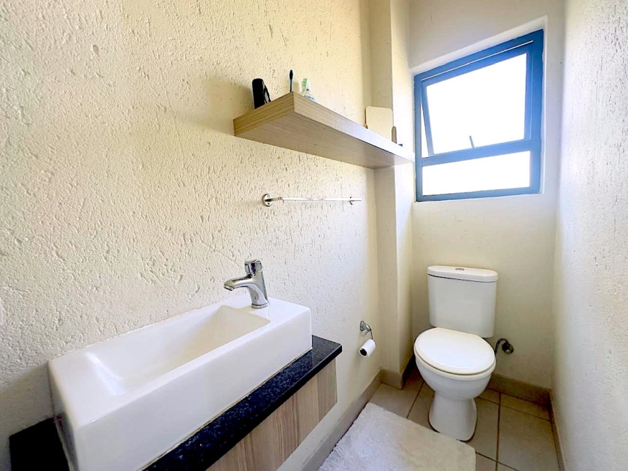 2 Bedroom Property for Sale in Fourways Gauteng