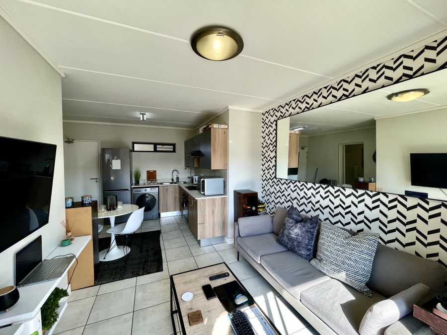 1 Bedroom Property for Sale in Greencreek Lifestyle Estate Gauteng