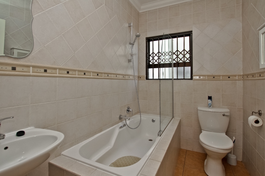 2 Bedroom Property for Sale in Observatory Gauteng