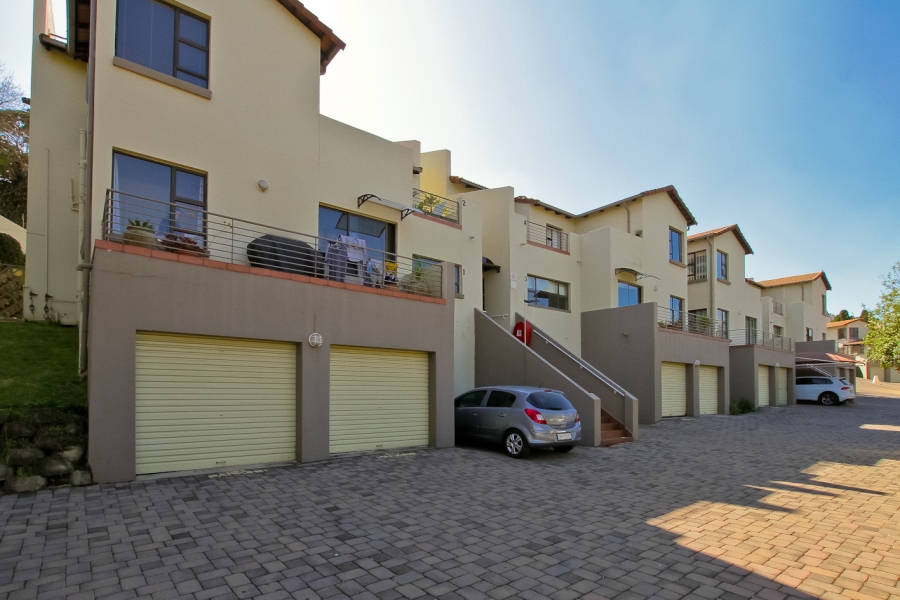 2 Bedroom Property for Sale in Observatory Gauteng