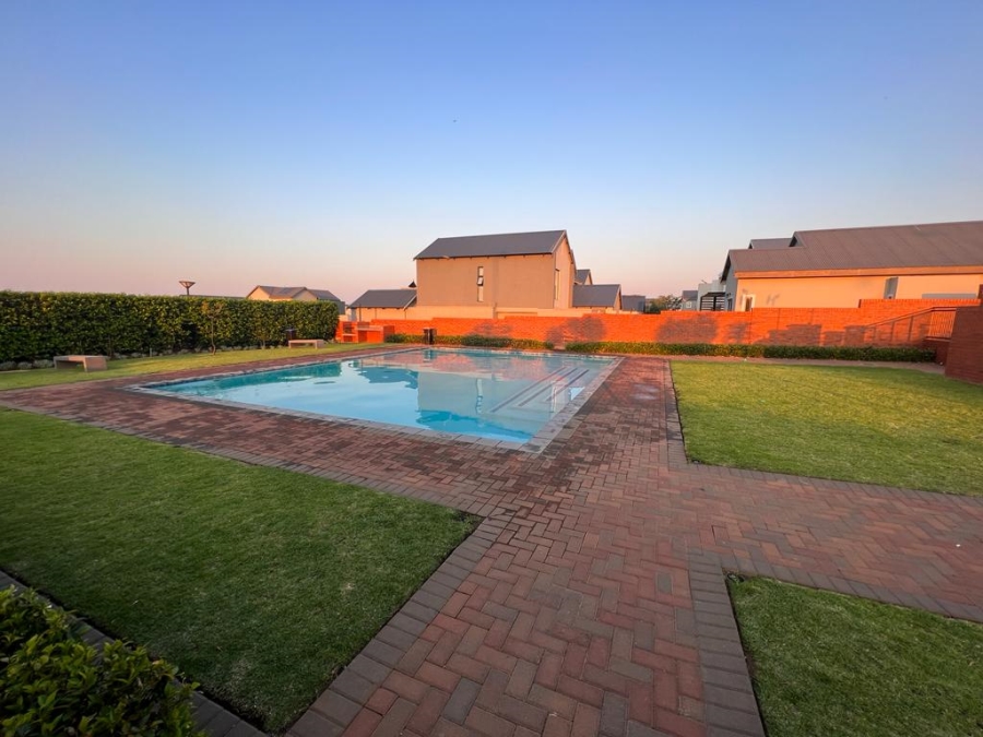 2 Bedroom Property for Sale in Golden Fields Estate Gauteng