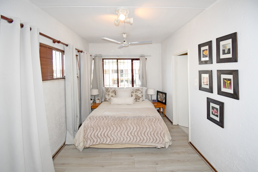 1 Bedroom Property for Sale in Morningside Gauteng