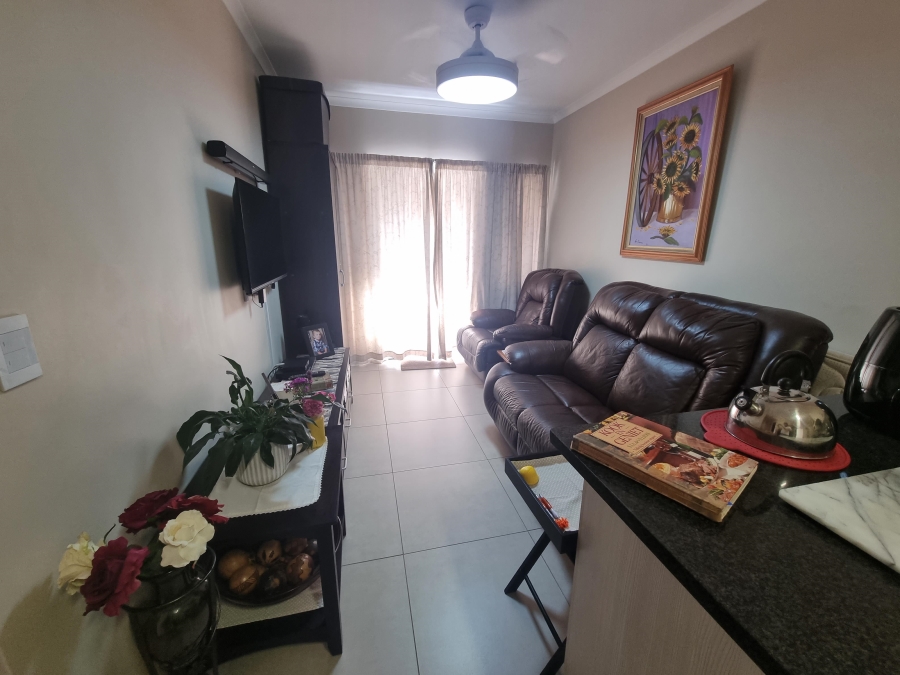 1 Bedroom Property for Sale in The Retreat Gauteng