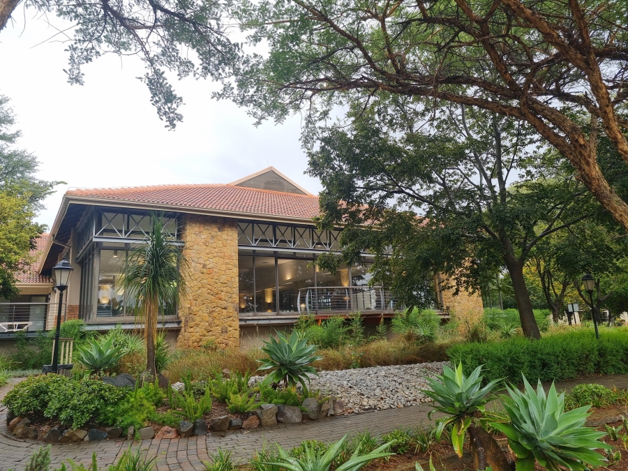 1 Bedroom Property for Sale in The Retreat Gauteng