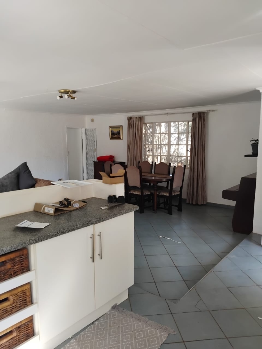 To Let 2 Bedroom Property for Rent in Bredell Gauteng