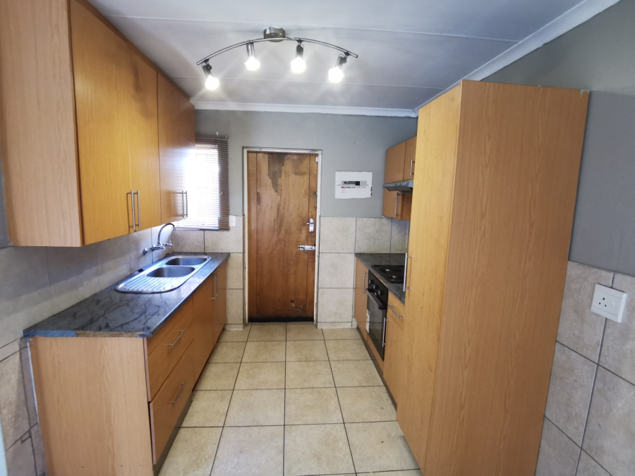 3 Bedroom Property for Sale in Esther Park Gauteng