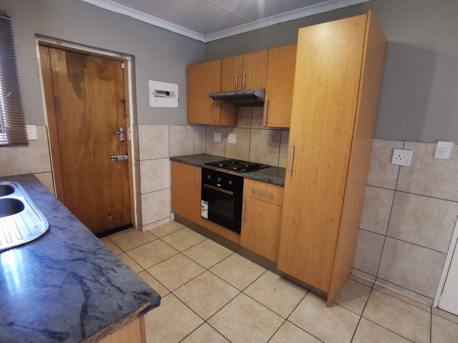 3 Bedroom Property for Sale in Esther Park Gauteng