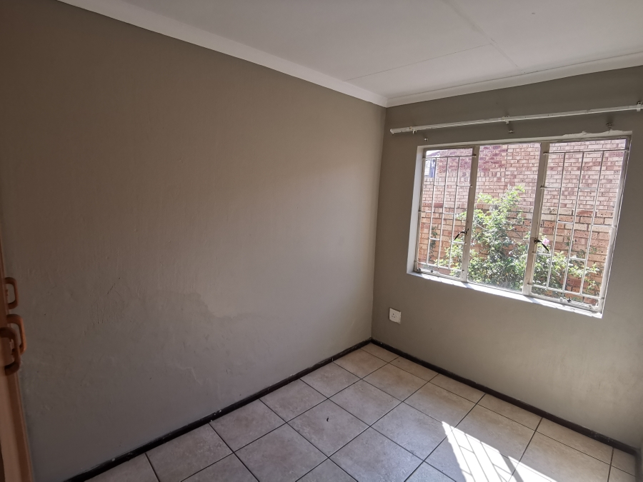 3 Bedroom Property for Sale in Esther Park Gauteng