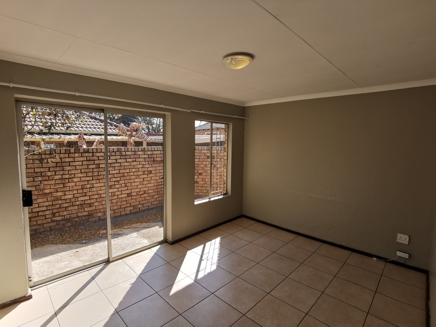 3 Bedroom Property for Sale in Esther Park Gauteng