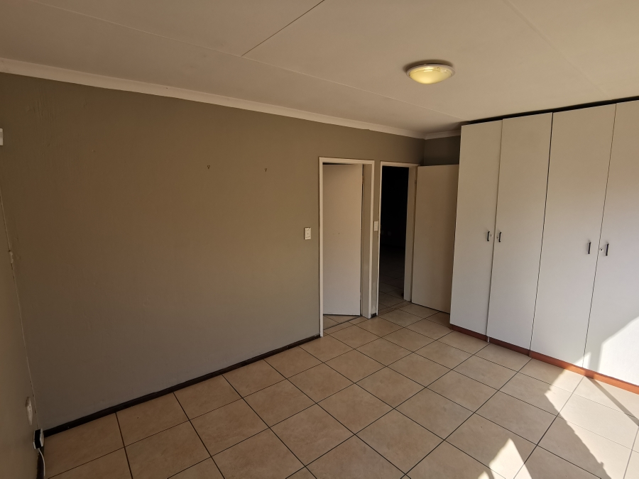 3 Bedroom Property for Sale in Esther Park Gauteng