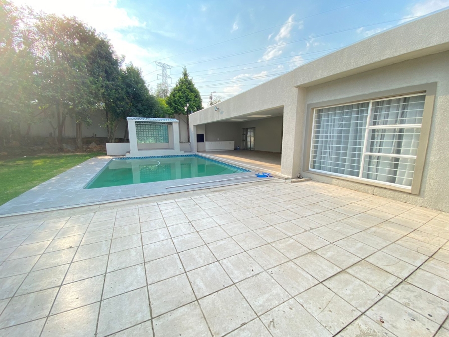 7 Bedroom Property for Sale in Sandown Gauteng