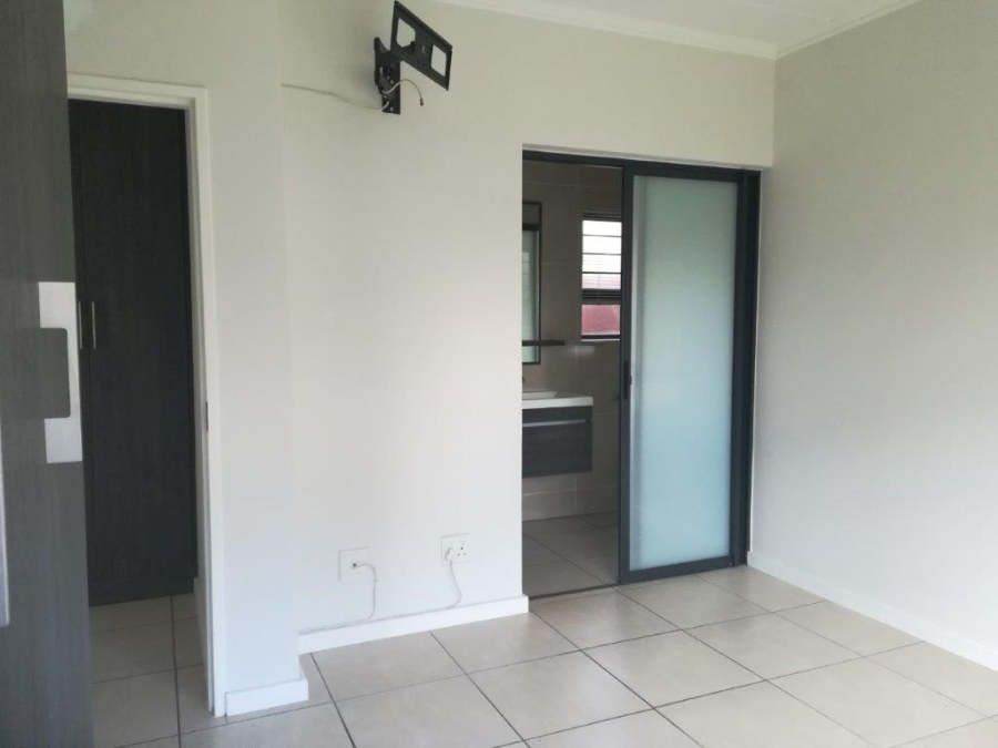 2 Bedroom Property for Sale in Greenstone Hill Gauteng