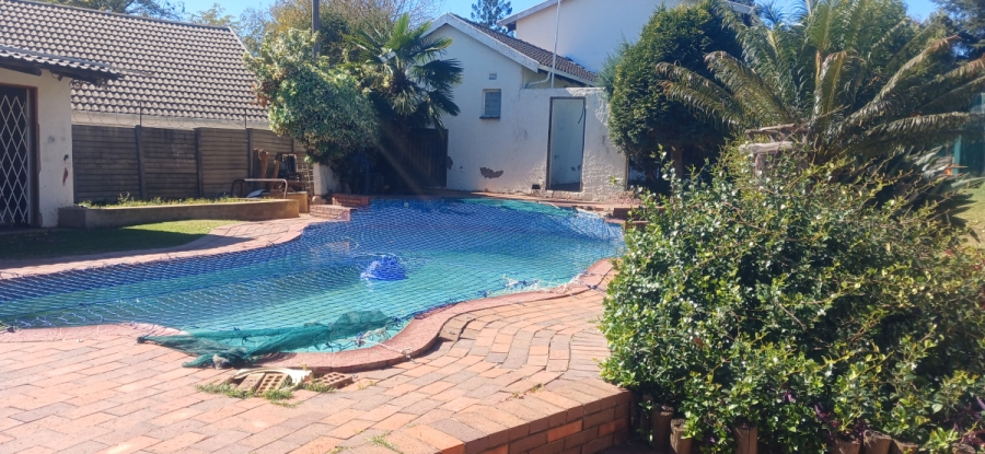 3 Bedroom Property for Sale in Lombardy East Gauteng