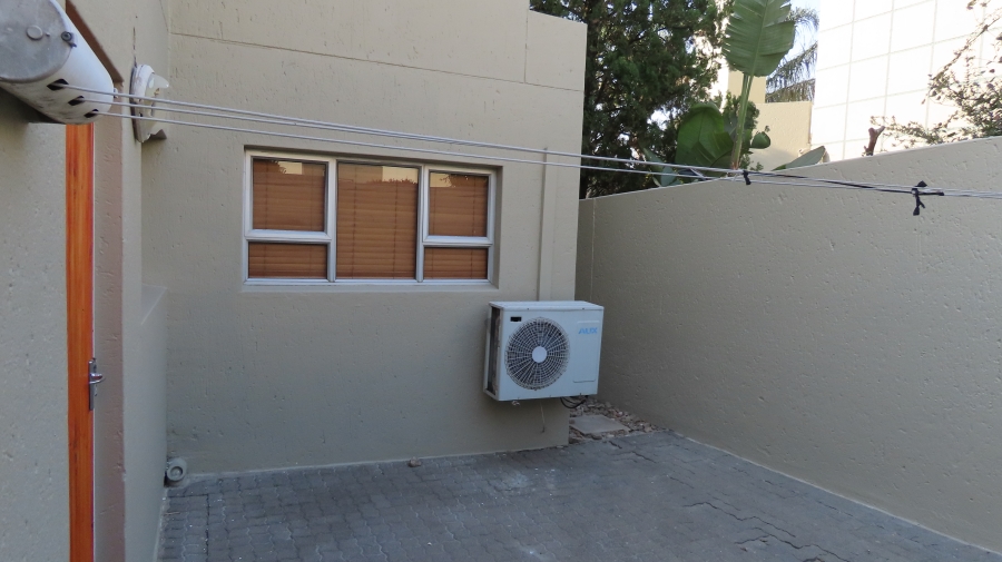 3 Bedroom Property for Sale in Sunninghill Gauteng