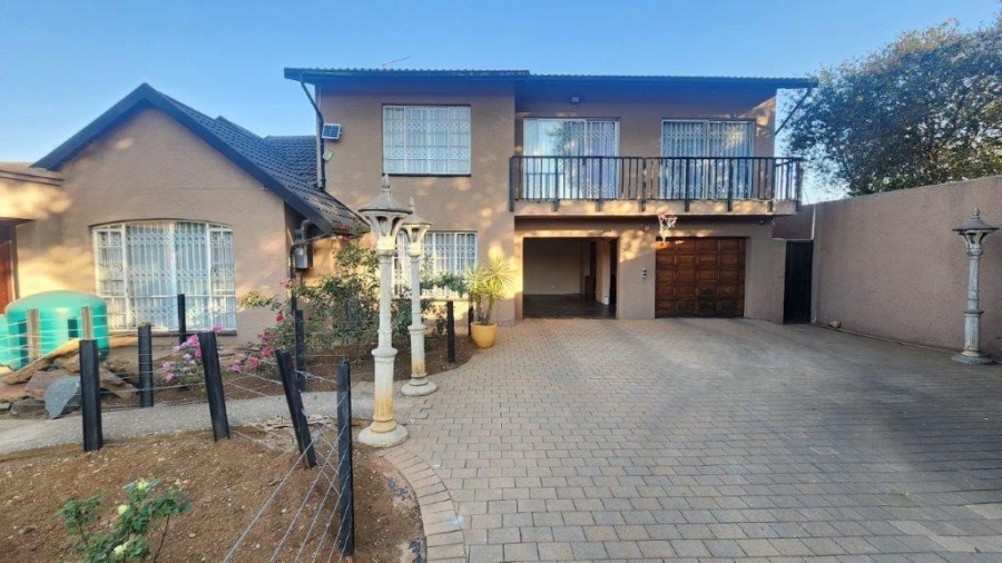 5 Bedroom Property for Sale in Albemarle Gauteng