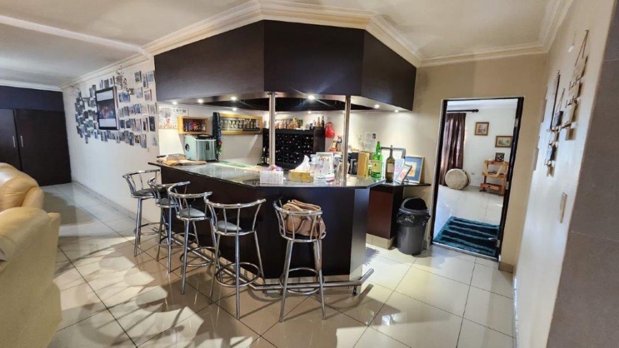 5 Bedroom Property for Sale in Albemarle Gauteng