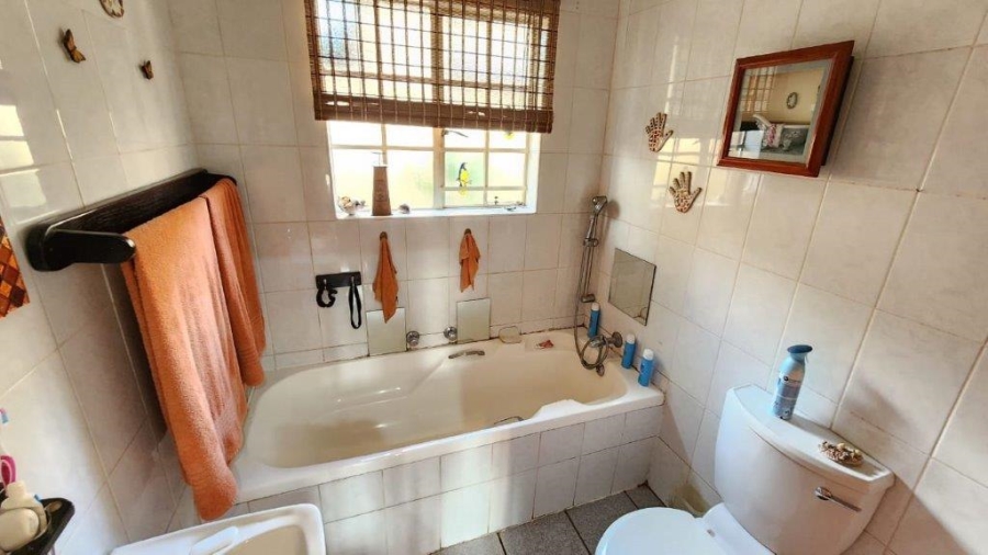 3 Bedroom Property for Sale in Castleview Gauteng