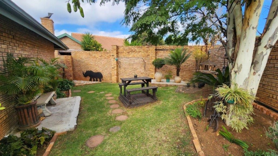 3 Bedroom Property for Sale in Castleview Gauteng