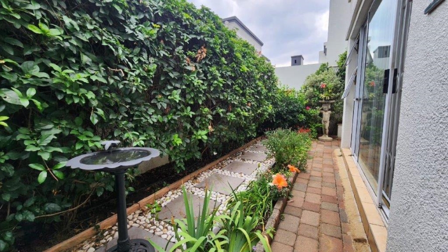 2 Bedroom Property for Sale in New Redruth Gauteng