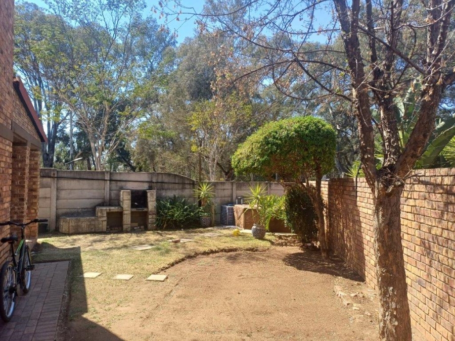 2 Bedroom Property for Sale in Bellairspark Gauteng