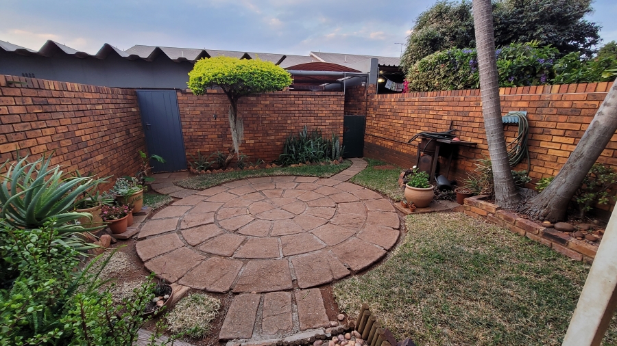 3 Bedroom Property for Sale in Wonderboom Gauteng