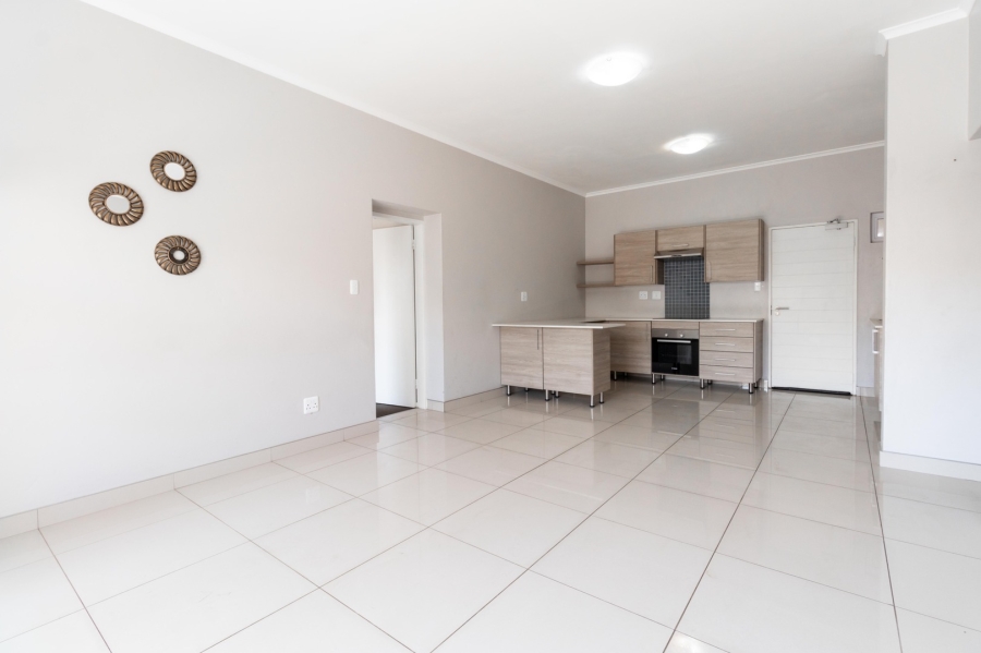 2 Bedroom Property for Sale in Blue Hills Gauteng